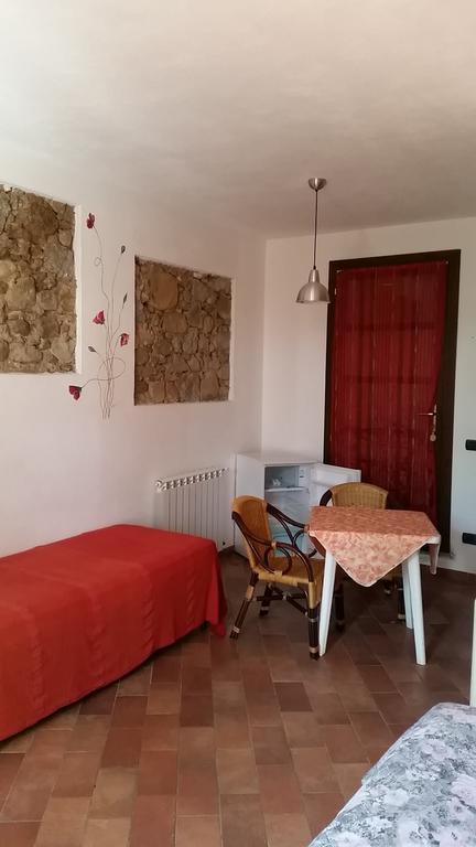 L'Ogliera Appartamenti Dell'Aia Pomonte Cameră foto